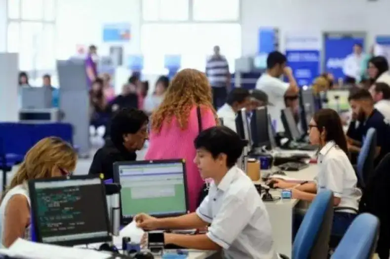 El 60% de los argentinos no trabaja de lo que estudió y solo 2 de cada 10 ejerce su profesión soñada