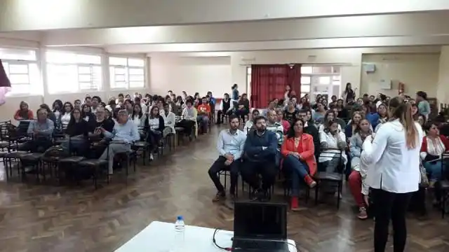 Se desarrolló una jornada sobre Cooperativismo y Mutualismo escolar
