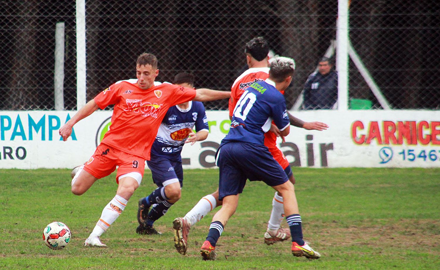 Meritoria victoria de Villa Díaz Vélez sobre Gimnasia