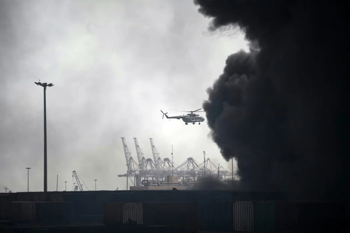 Venezuela se une al duelo de Irán por la explosión en el puerto de Shahid Rajai (+Comunicado)