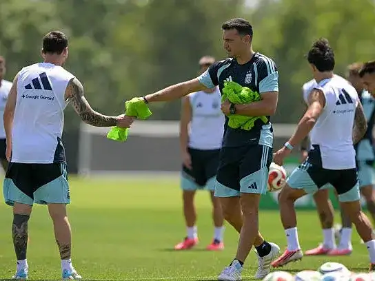 Argentino intensifica la puesta a punto de un cruce decisivo.