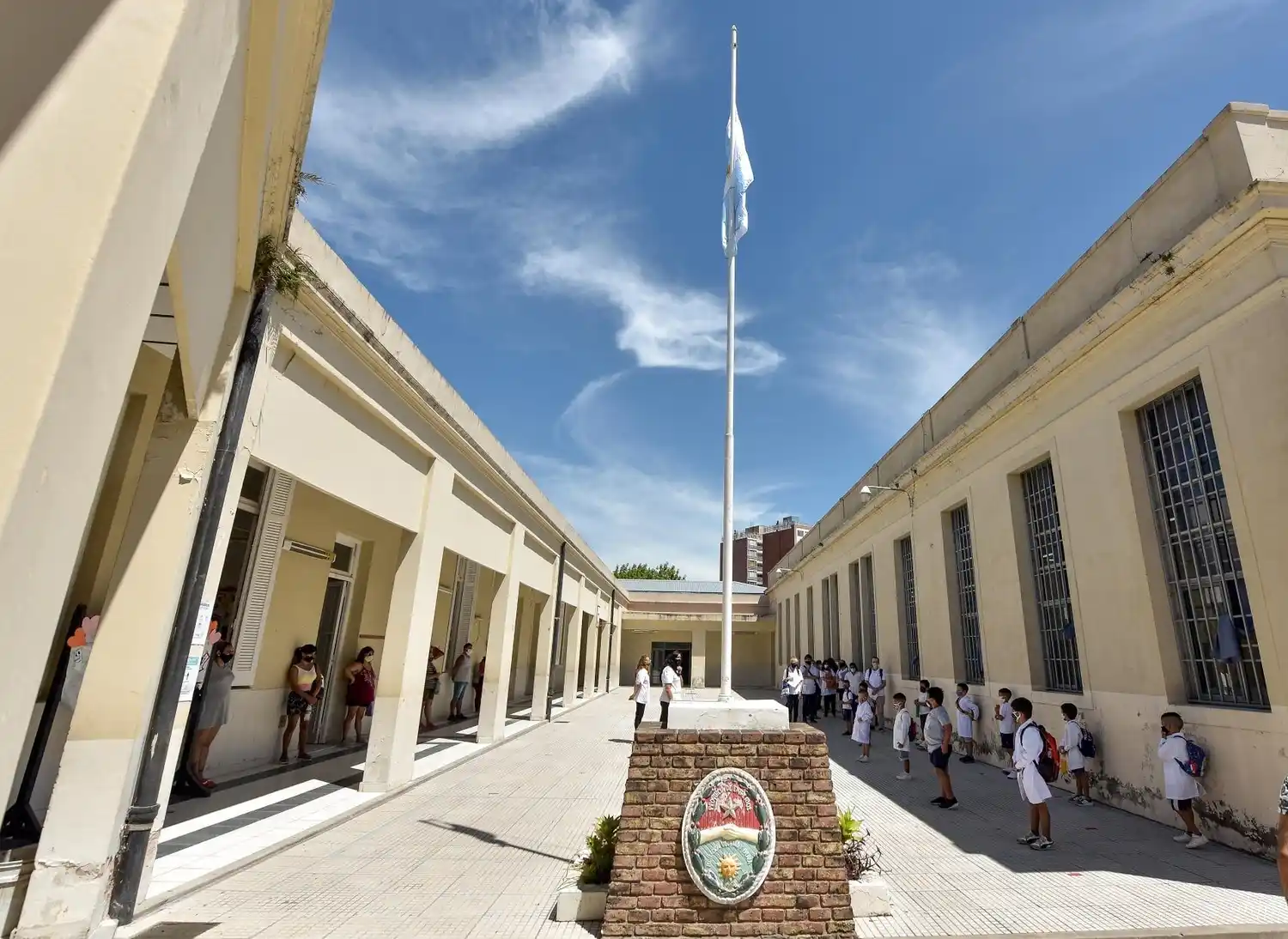 Habrá presencialidad escolar en toda la provincia y en todos los niveles desde el martes