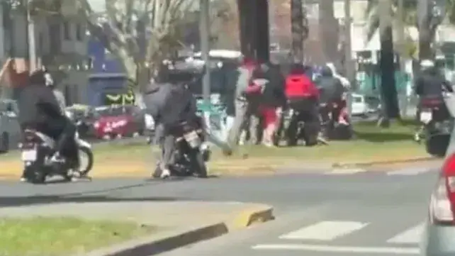 Otro detenido por el robo de camisetas de Central a un vendedor ambulante