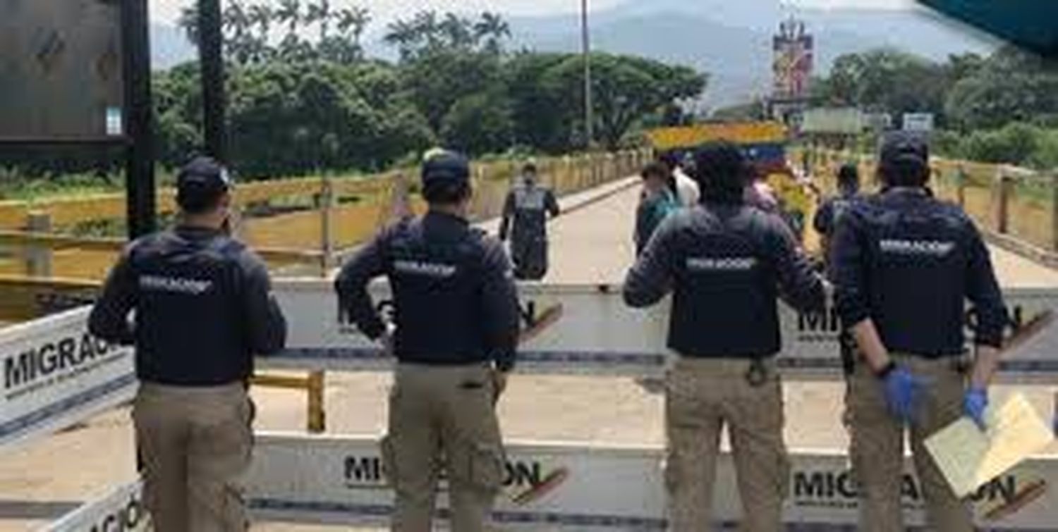 ¡FRONTERA CERRADA! incluso más allá del 1Nov