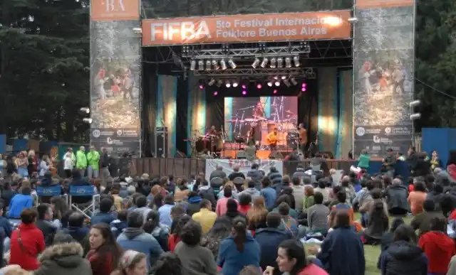 La Plata: Raly Barrionuevo cierra la segunda jornada del FIFBA