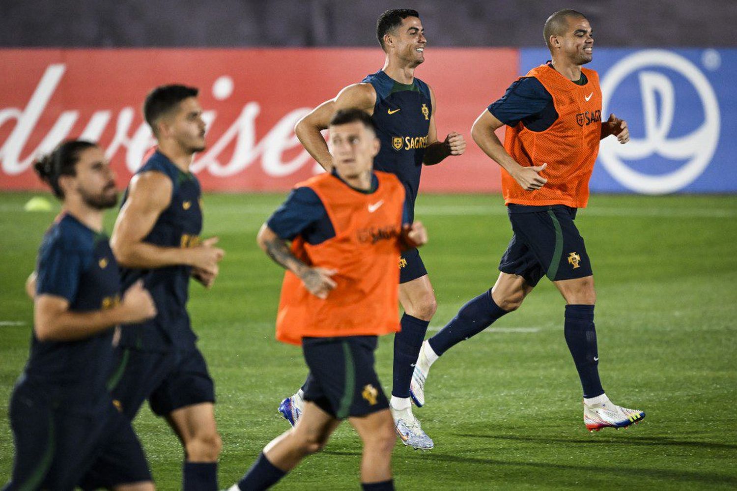 ¡Polémica en Qatar 2022! Cristiano Ronaldo NO SE VA DEL MUNDIAL