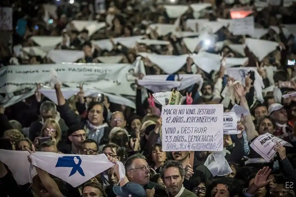 Marchas en todo el país contra la decisión de Macri de involucrar a las Fuerzas Armadas en seguridad interior