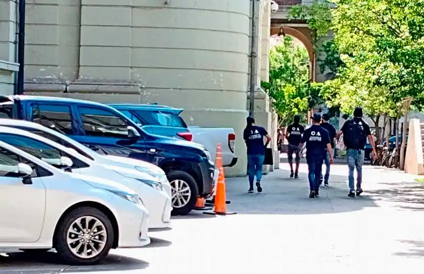 Allanamientos en las oficinas del Ministerio de Seguridad: secuestraron celulares y documentación