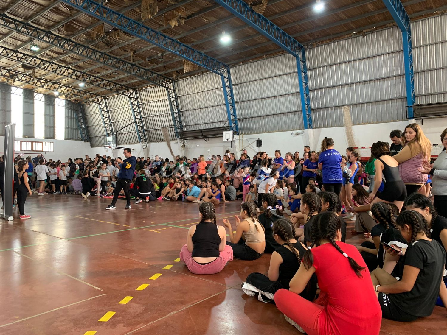 Más de 400 alumnos