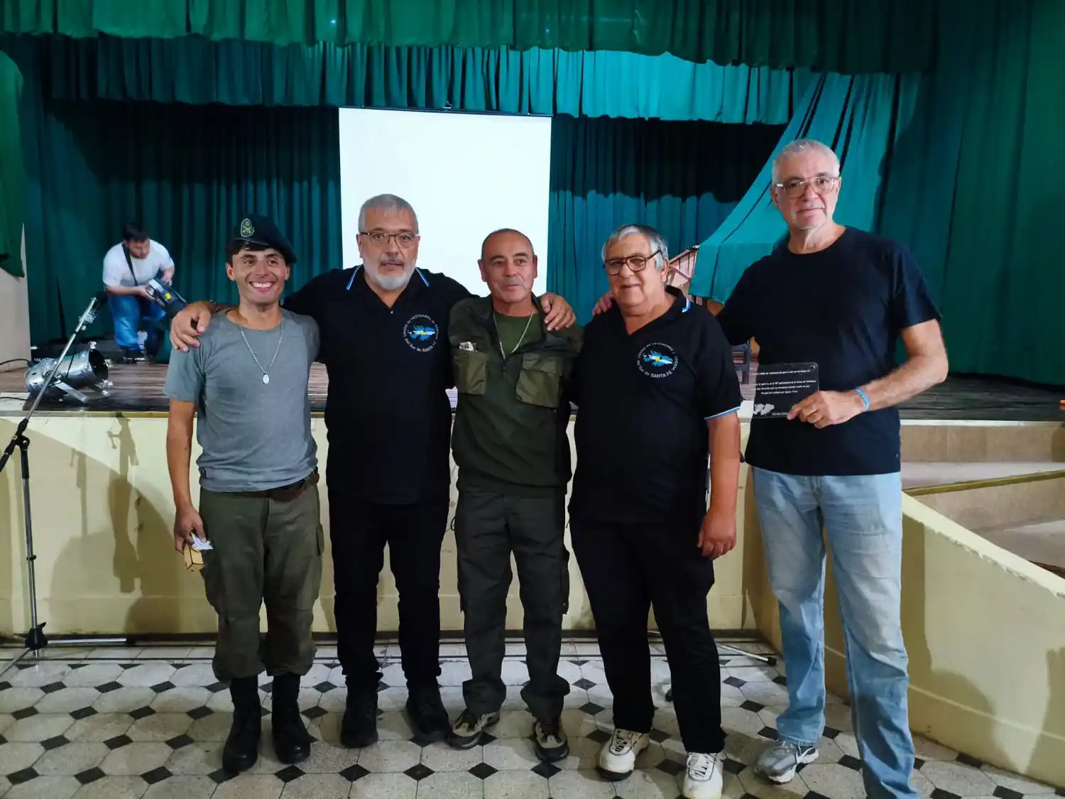 Españon, Videla, Urteaga, Cormick y Caviasso, en el cierre de la actividad. Foto: Gentileza