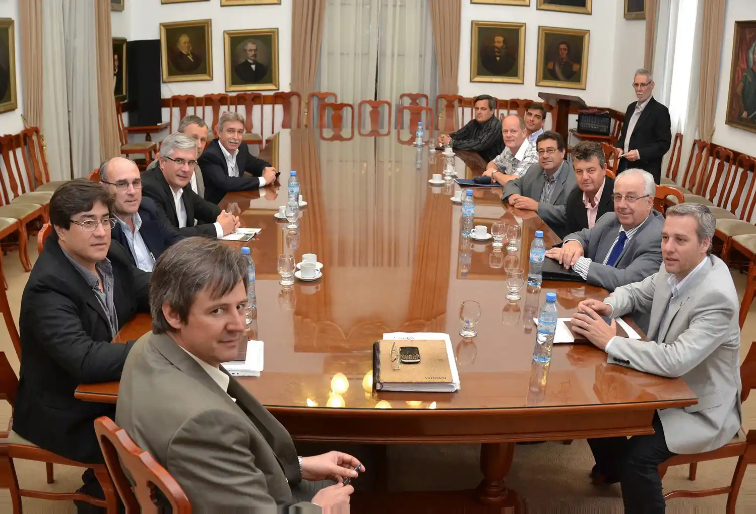 Vecinalistas consolidan su relación con el gobierno 