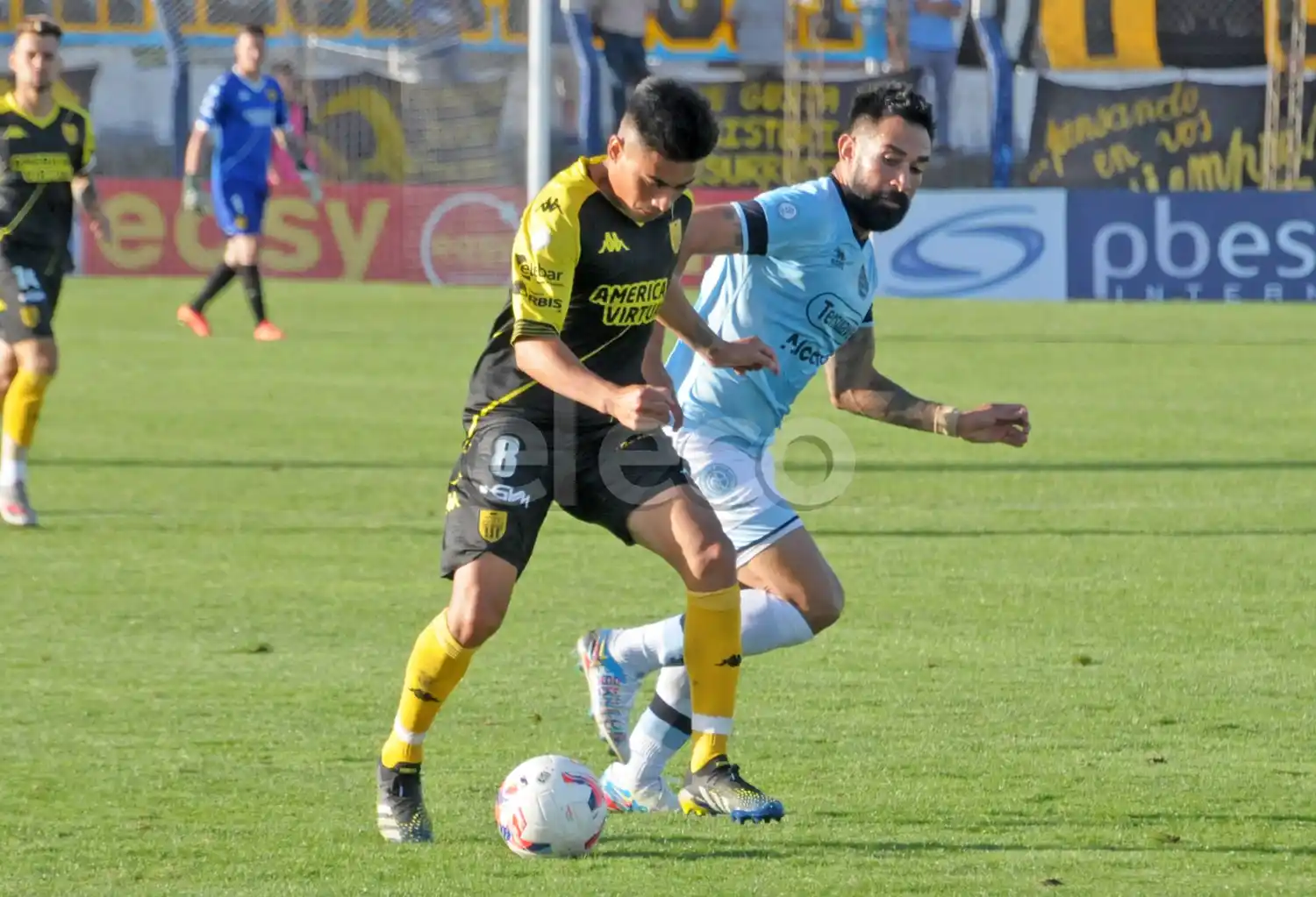 Duelo de Rojas, entre Agustín y Ariel.