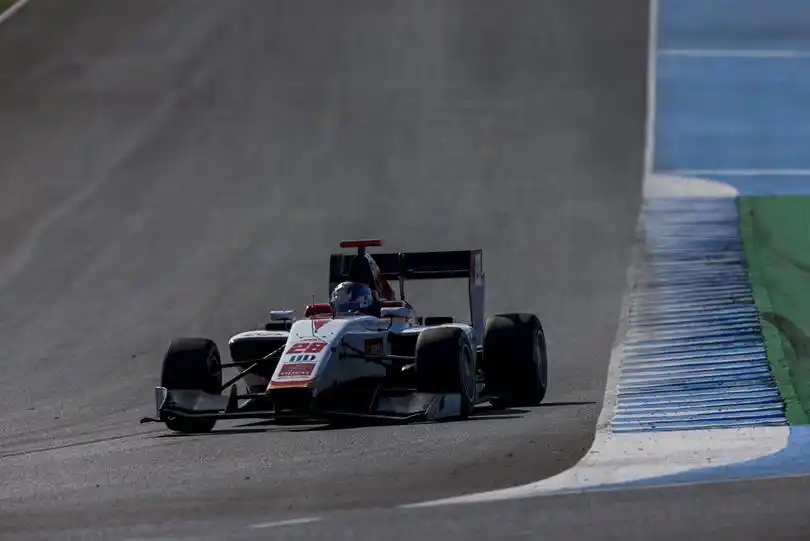 Siebert sin suerte en la GP3