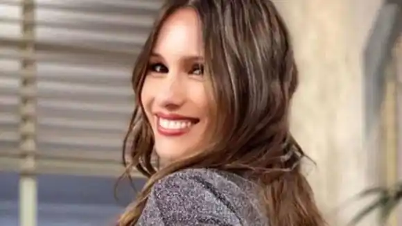 Pampita se mudó a un triplex con 7 dormitorios, 11 baños y pileta climatizada propia