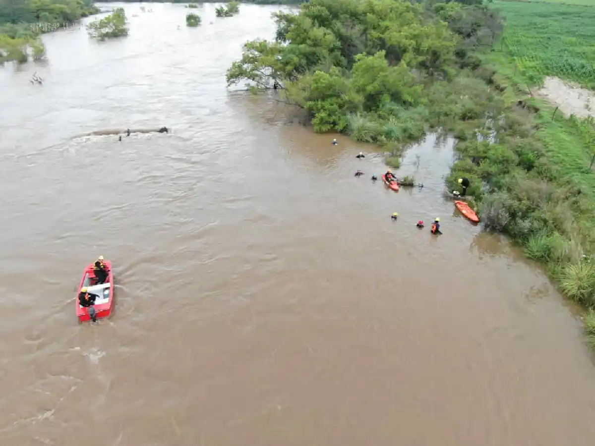 Encontraron el cuerpo del jóven arrastrado por el río