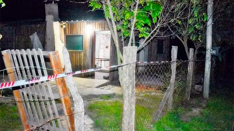 Un hombre fue asesinado a puñaladas: detuvieron a su concubina