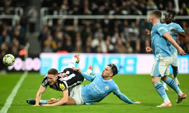Newcastle eliminó al City