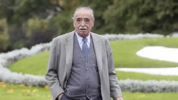 Último adiós a Julio Strassera en cementerio de Pilar