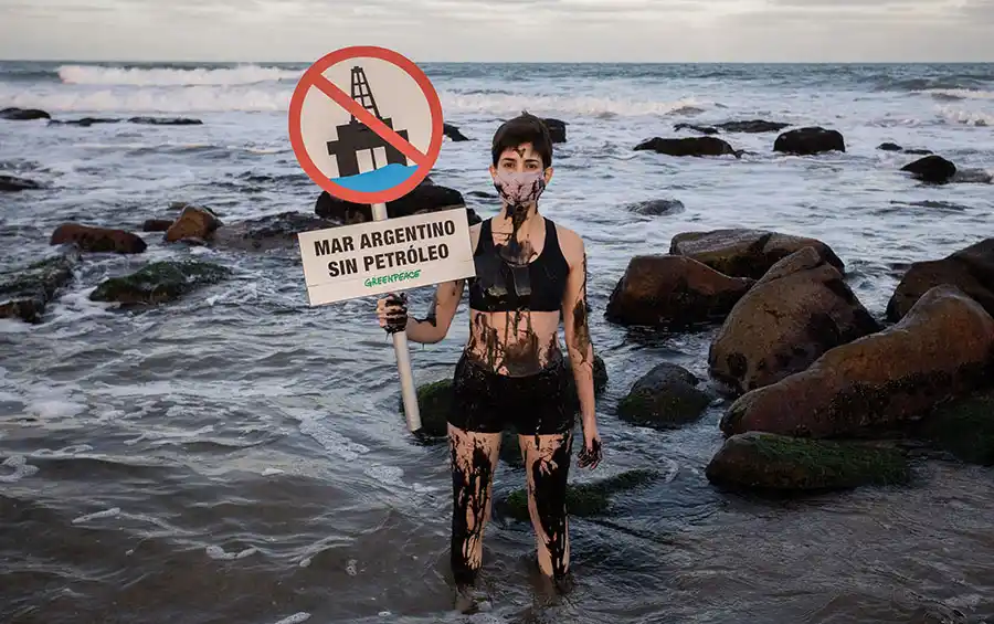 Petróleo en las costas bonaerenses: ambientalistas advierten que hay “mucho riesgo”