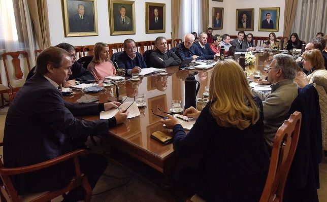 El Gabinete provincial debatió sobre obras e inversiones por $ 242 millones