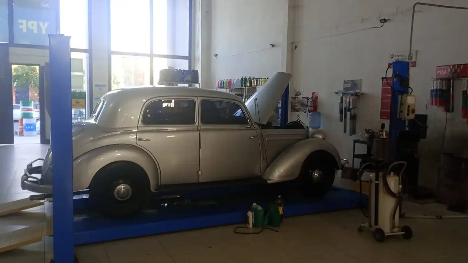 De Santiago del Estero a Esperanza en un Mercedes de 1954: la travesía de Robert Wilton Udrizar - 1