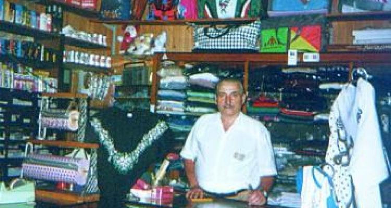 Tienda Esthercita cierra sus puertas después de 38 años