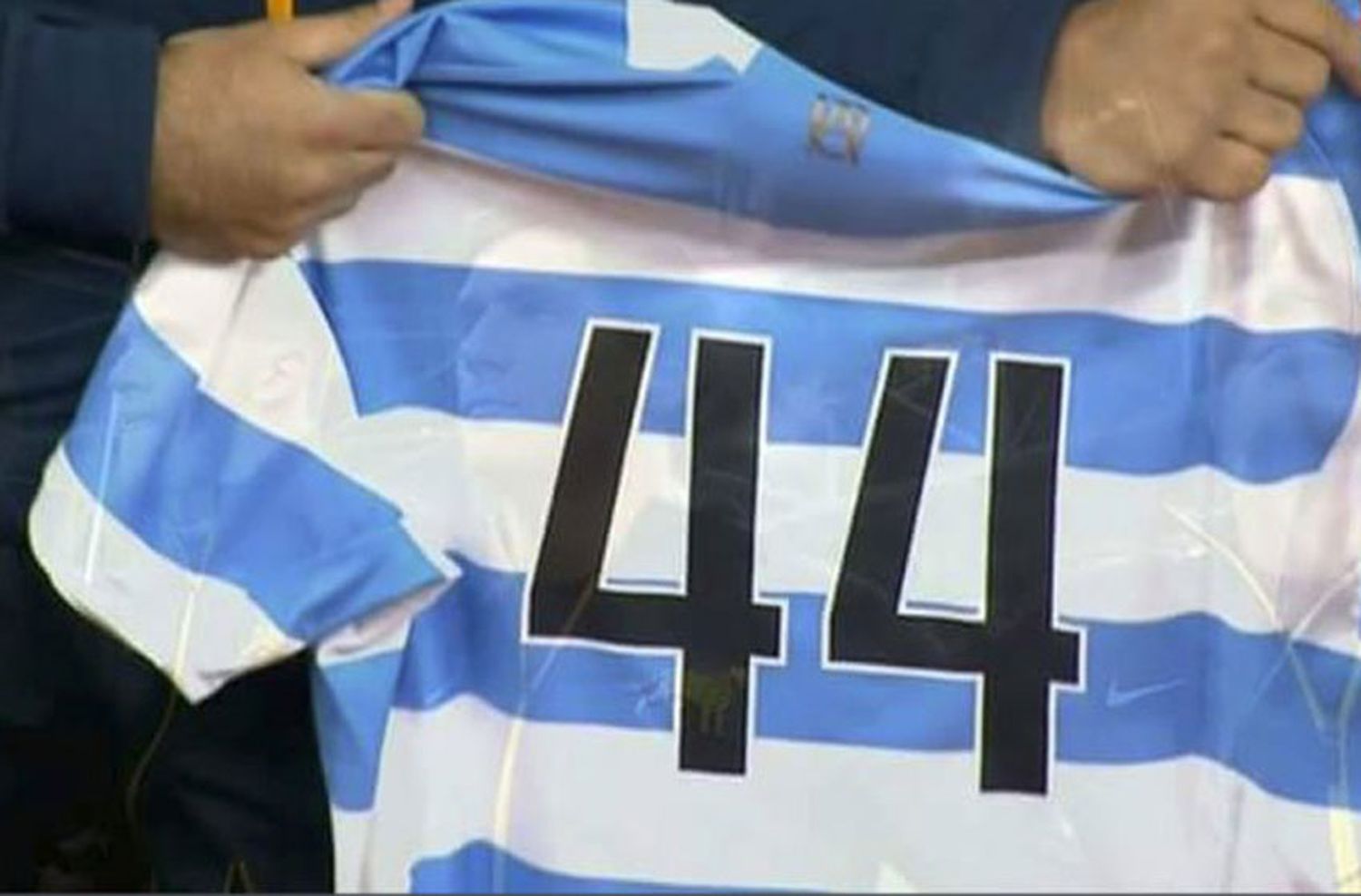 Los Pumas homenajearon a los 44 tripulantes del ARA San Juan