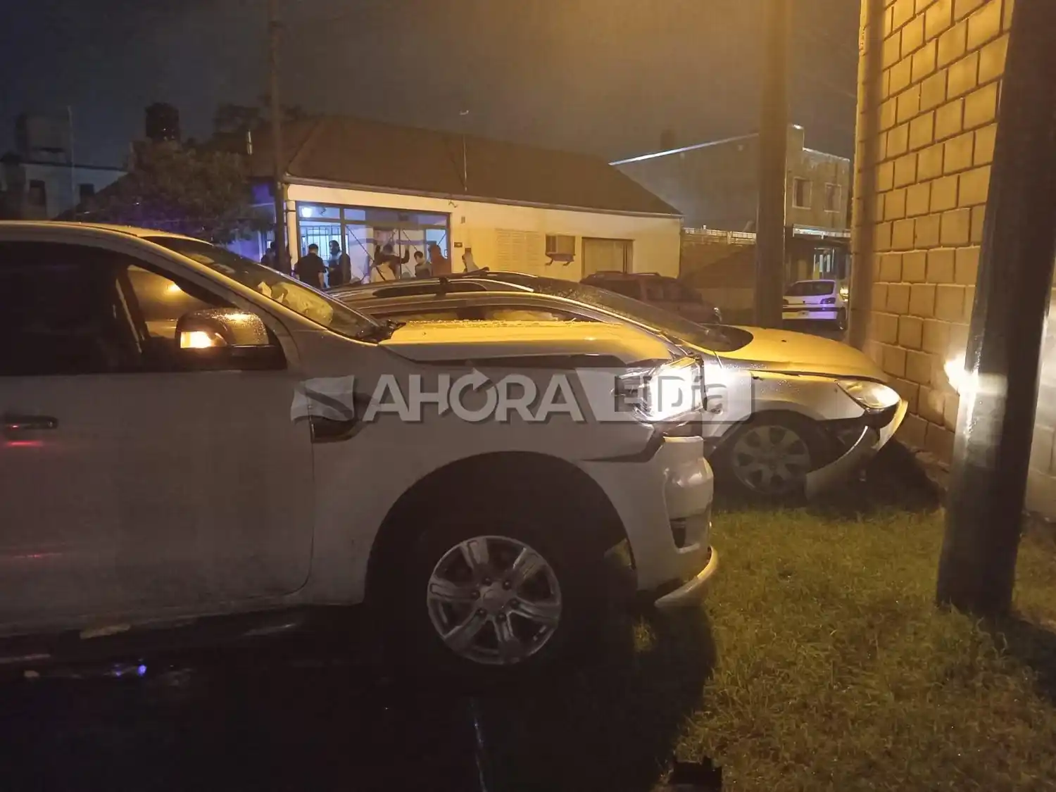 Un impactante choque a una cuadra de la Terminal dejó a un hombre hospitalizado