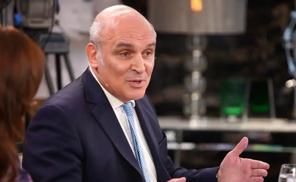 Acusaron a Espert de ser parte de “la nueva derecha” y se enojó: "Boludeces no voy a escuchar"