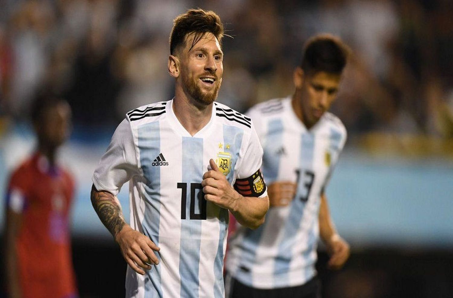 Media docena de hat-tricks seleccionados para Messi