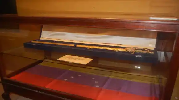 Iván Duque SE NEGÓ a prestar la espada de Simón Bolívar para la posesión de Gustavo Petro