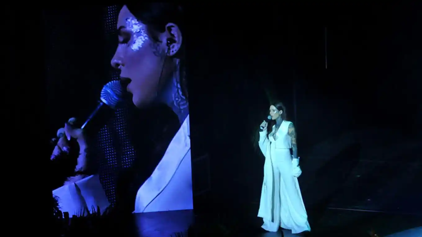 Candelaria Tinelli debutó como cantante