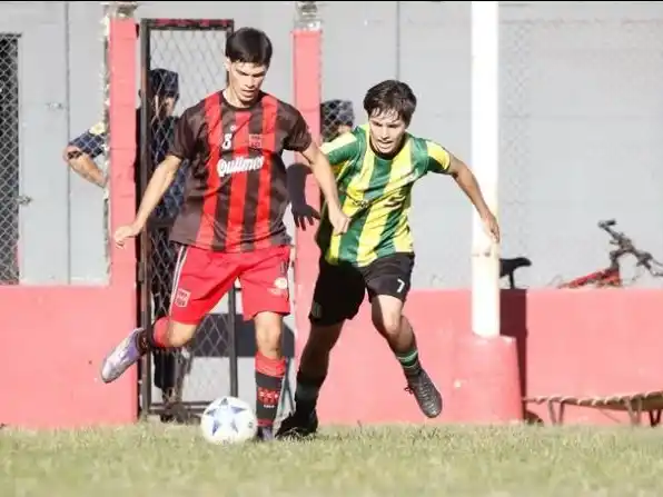 Central viene de alcanzar la cima, tras golear a Sarmiento la fecha pasada (crédito: IG Gol Entra).