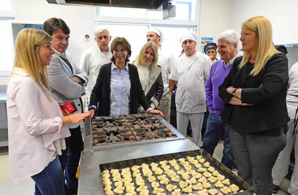Elecciones 2017: Stolbizer recorrió San Fernando junto a Andreotti