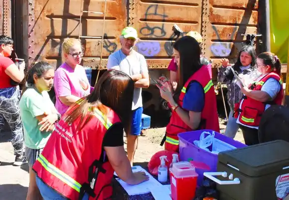 Refuerzan los operativos de atención a las familias desplazadas por el río Uruguay