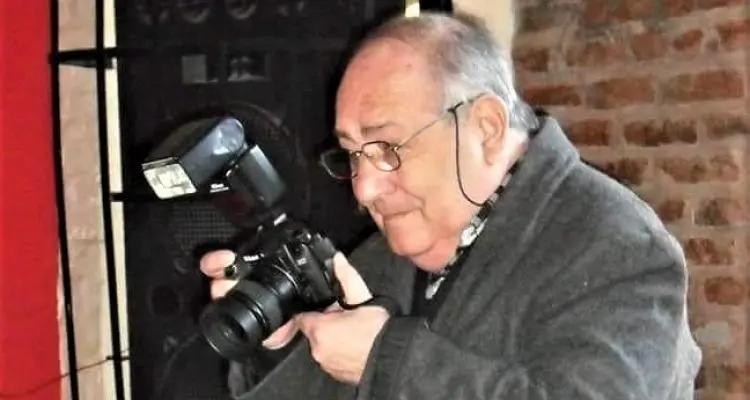 Adiós a Rodolfo “Pato” Corvalán y sus retratos de vidriera