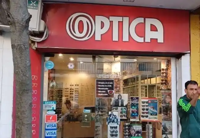 El local donde ingresaron los delincuentes está ubicado en San Juan al 1700.