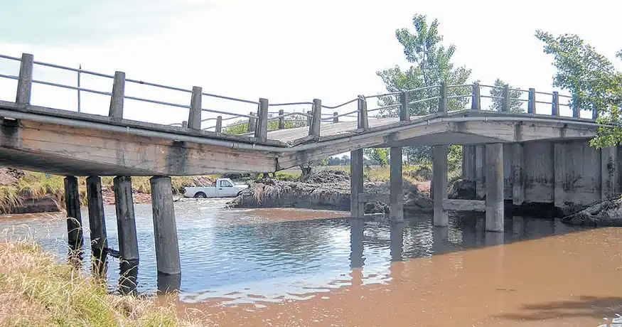 Ruta 85: Reclaman reparación de puente roto desde octubre