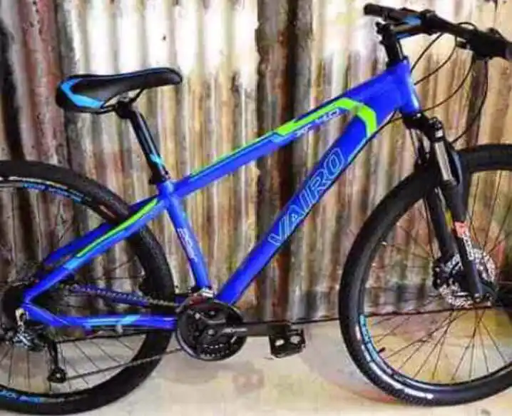 Le pusieron un cuchillo en el cuello a una joven para sustraerle una bicicleta