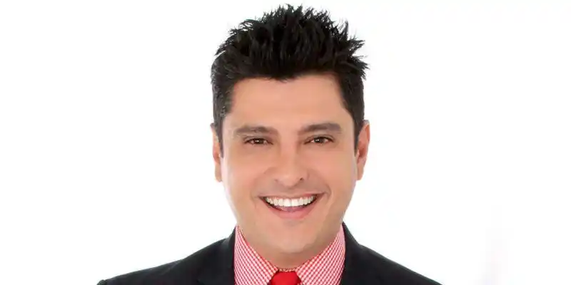 Leonardo Villalobos relata dramático momento que vivió (Video)