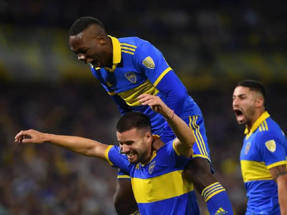 Cumplió el primer objetivo: Boca le ganó a Colo Colo en La Bombonera y se clasificó a octavos de final