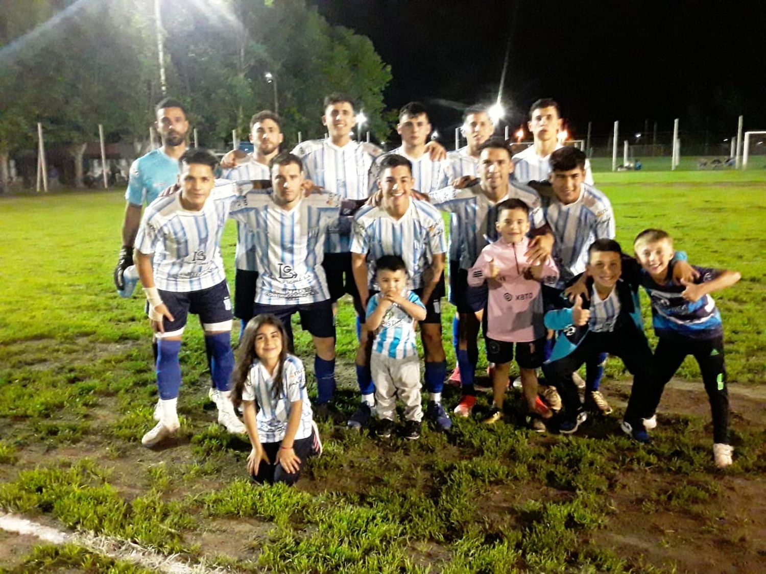 Racing Newbery - 2