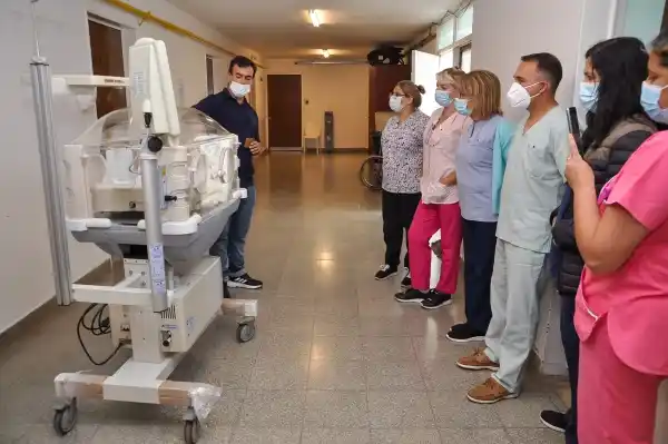 Salud pública: Incorporan una incubadora, un endoscopio y un sillón odontológico al hospital municipal de Chascomús