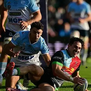 Dura derrota de Bayonne, con Calles de titular