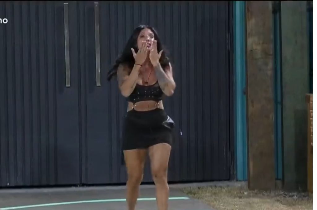 Andrea abandonó la casa