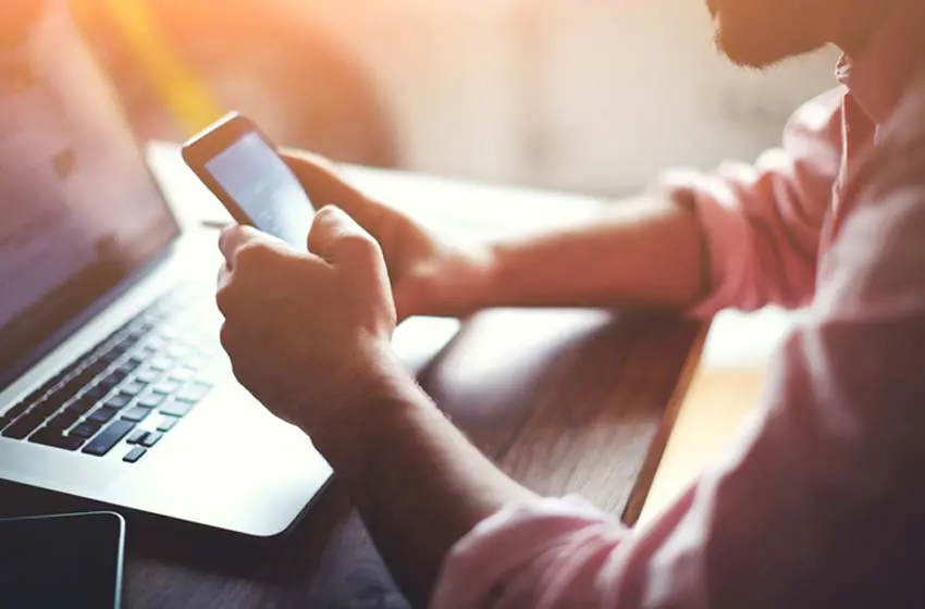 Declaran «servicios públicos» a la telefonía móvil, internet y TV por cable