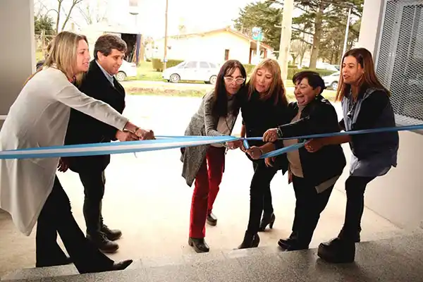 Inauguraron edificio del jardín de infantes 903 de Napaleofú