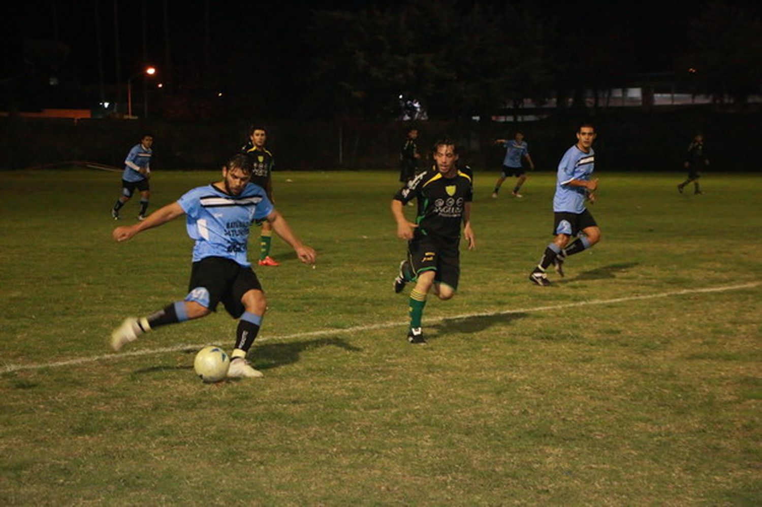 Festejaron Defensores del Oeste y Deportivo Urdinarrain