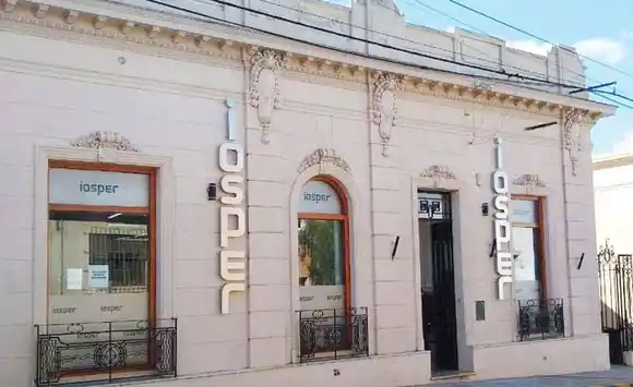 IOSPER y la Federación Médica se reúnen para llegar a un acuerdo