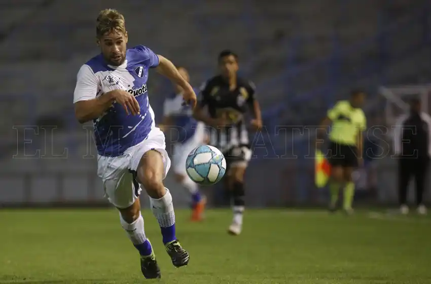 Alvarado cerró el año con un empate en Santiago del Estero